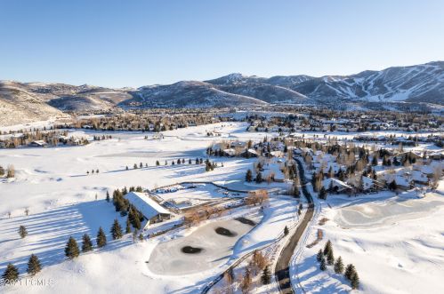 2722 Est Dr, Park City UT 84060-6877 exterior