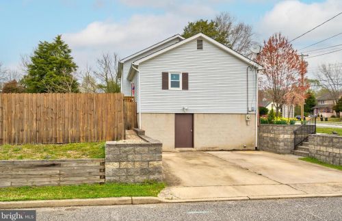 1157 Mantua Pike, West Deptford NJ 08097-1229 exterior