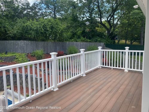 11 Oxford Rd, Jackson Twp NJ 08527-2620 exterior