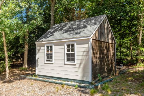 385 Glacier Hl Rd, Eastham MA 02642-2168 exterior