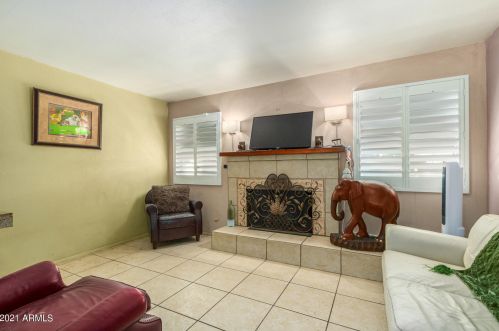 1036 Butler Dr, Phoenix AZ 85051-4742 exterior