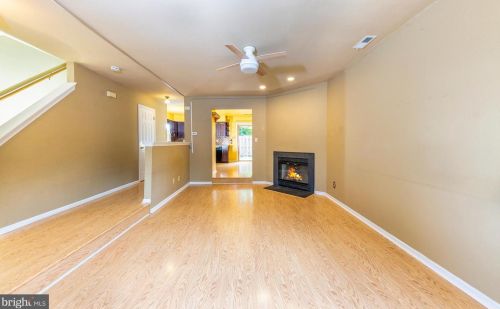 148 Pendragon Way, West Deptford NJ  08051-2222 exterior