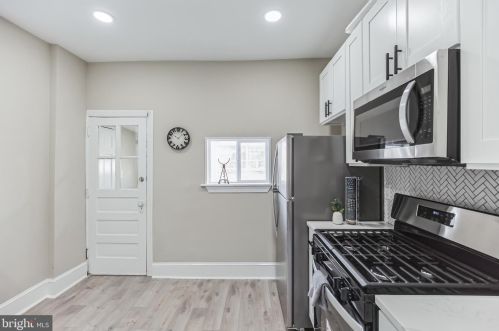 4932 8th St, Philadelphia PA 19120-3710 exterior