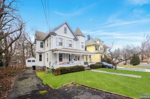 195 Serpentine Rd, Tenafly NJ  07670-2763 exterior