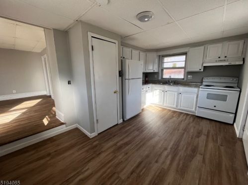 20 Clove Ave, Wantage NJ  07461-1901 exterior