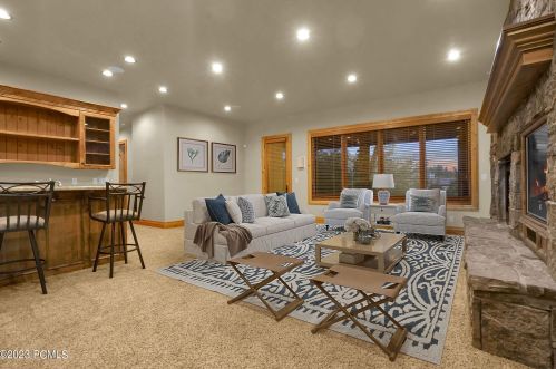 3341 Buckboard Dr, Park City UT 84098-5304 exterior