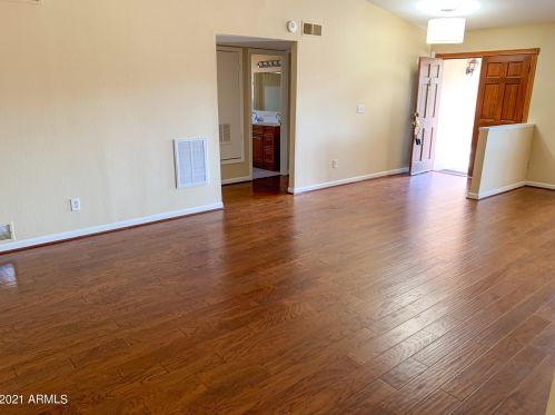 3826 Cholla St, Phoenix AZ  85029-3142 exterior