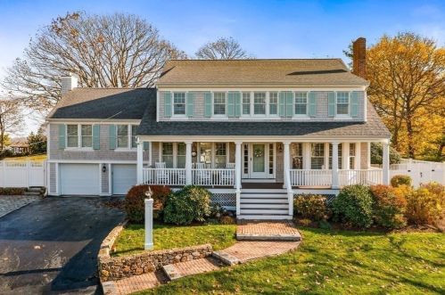 17 Bel Air Rd, Hingham MA 02043-1210 exterior