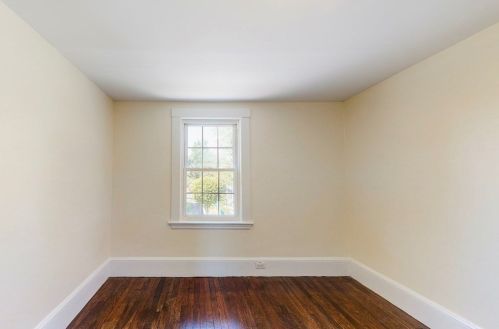 6 Pine Grove St, Milton MA  02186-4314 exterior