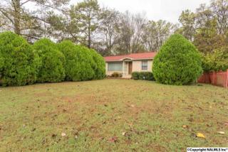 4608 Rutledge Dr, Huntsville, AL 35816-1210