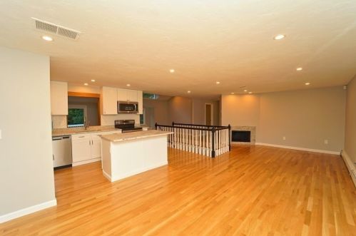 36 Cheryl Dr, East Bridgewater MA  02333-1014 exterior