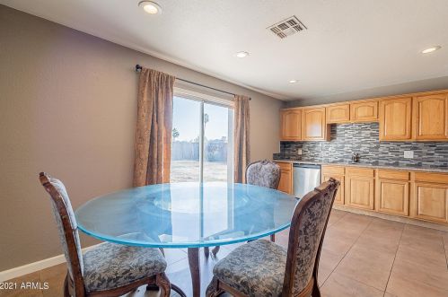 3013 Aster Dr, Phoenix AZ 85032-7332 exterior