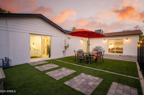 5215 Cambridge Ave, Phoenix AZ 85008-1213 exterior