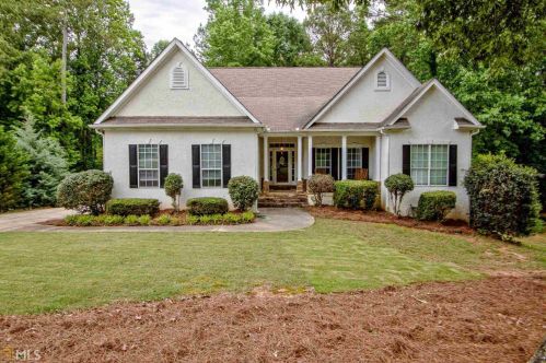 104 Pheasant Rdg, Newnan, GA 30265-2749