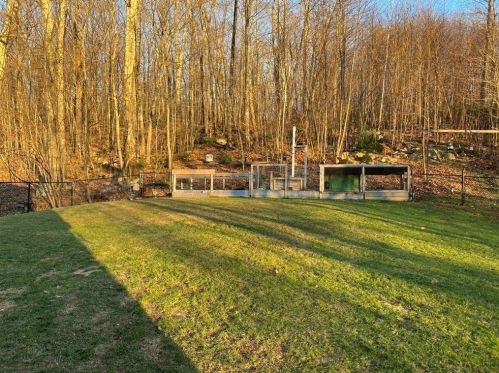 44 Dawson Rd, Worcester MA 01602-1213 exterior