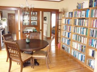 93 Milton St, Arlington MA  02474-8734 exterior