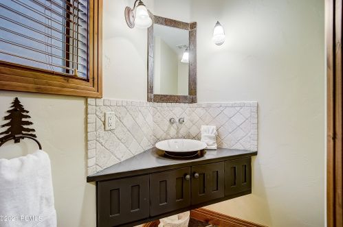 953 Park Ave, Park City UT 84060-5202 exterior