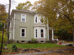 51 Hyde St, Newton, MA 02461-1203