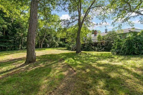 1890 Brg Rd, Eastham MA 02642-3213 exterior