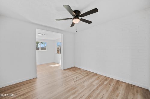 3937 Cypress St, Phoenix AZ 85006-1726 exterior