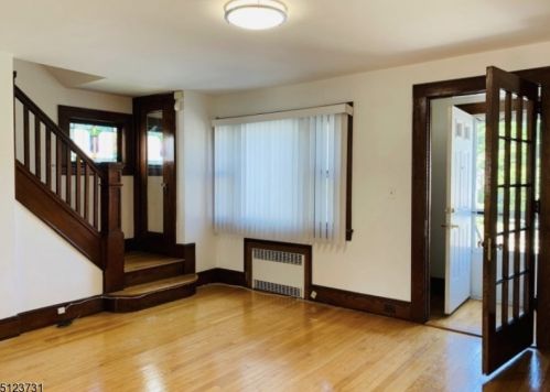 126 Garden Ave, Belleville NJ  07109-1729 exterior