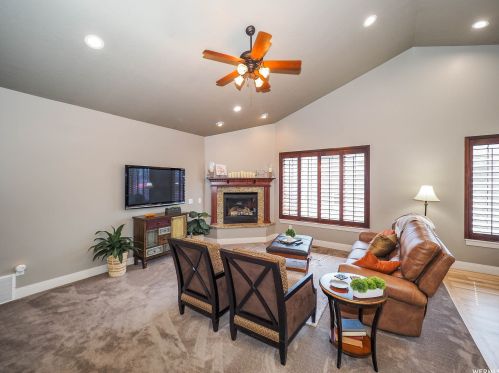 2161 Lorita Way, Sandy UT 84093-6514 exterior