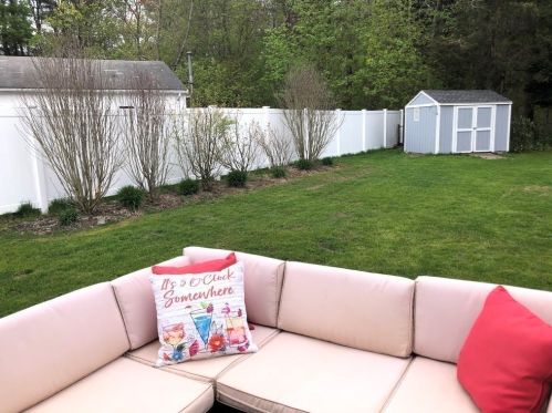 28 Highland Ave, West Bridgewater MA 02379-1118 exterior