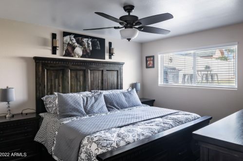 3351 76th Ave, Phoenix AZ  85033-4916 exterior