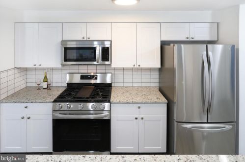 2 Kenwood Dr, Erial NJ 08081-4217 exterior