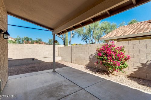 14406 43rd St, Phoenix AZ 85032-4126 exterior