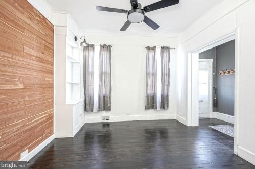 313 Elm St, West Deptford NJ 08093-1336 exterior