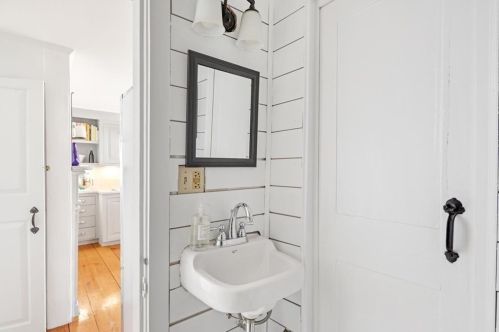 287 North St, Hingham MA 02043-2232 exterior