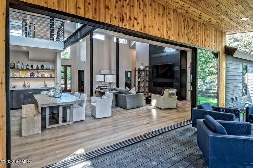 4928 Silver Spg, Park City UT 84098-6042 exterior