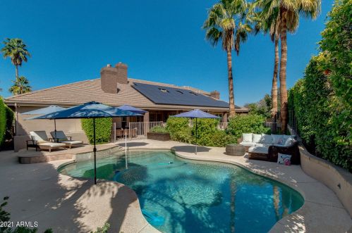 1465 Caribbean Ln, Phoenix AZ 85023-6792 exterior