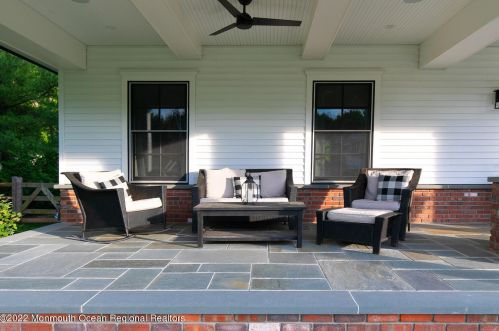 61 Winding Way, Little Silver NJ 07739-1720 exterior