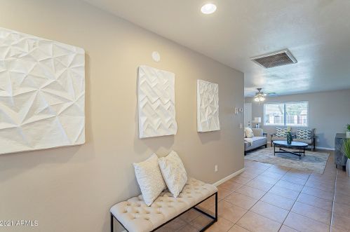 3009 Anderson Dr, Phoenix AZ 85053-1812 exterior