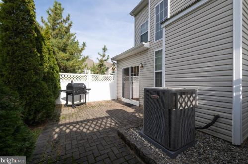 341 Chancellor Dr, West Deptford NJ  08096-5170 exterior