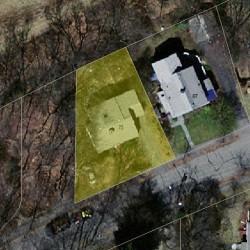 73 Canterbury Rd, Newton MA  02461-1319 aerial view