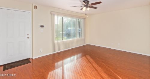 2328 Altadena Ave, Phoenix AZ 85029-3402 exterior