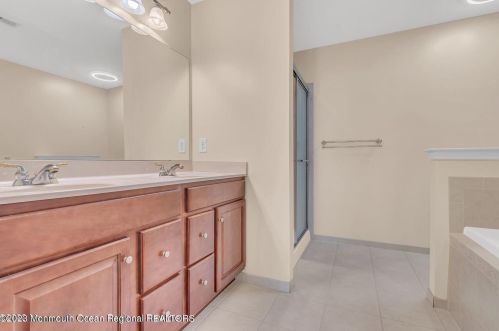 92 Brookfield Dr, Jackson Twp NJ  08527-3876 exterior