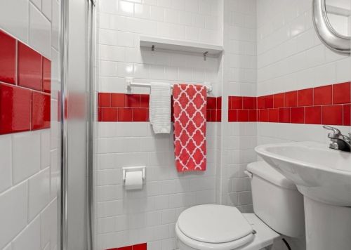 293 Washington St, Gloucester MA 01930-4815 exterior