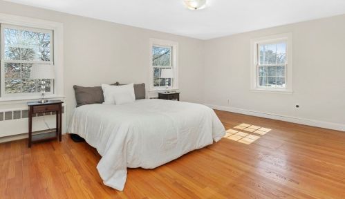 21 Manning St, Needham MA 02494-1509 exterior