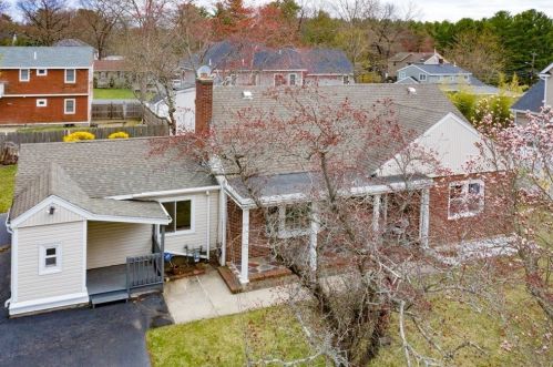 26 Humboldt Ave, Burlington, MA 01803-3633