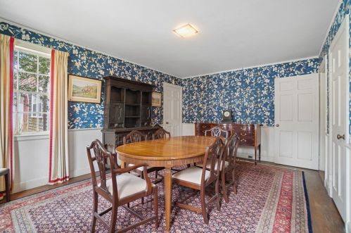 414 Westfield St, Dedham MA 02026-5626 exterior