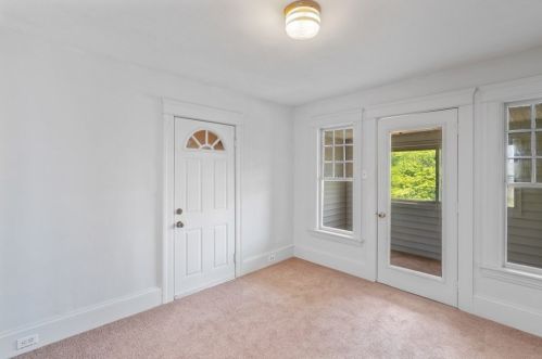 127 Plantation St, Worcester, MA 01604-3080