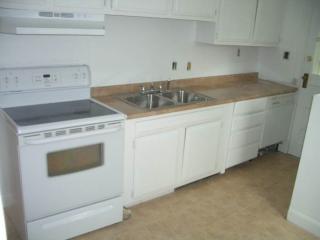 124 Southern Heights Ave, Louisville KY  40214-1837 exterior