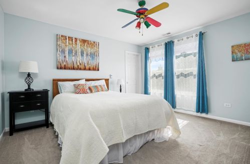 265 Hanburg Ln, Lemont IL 60440-6193 exterior