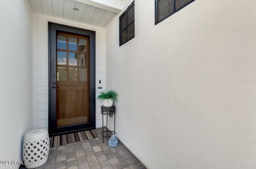 4013 49 Pl, Phoenix AZ 85018-2965 exterior