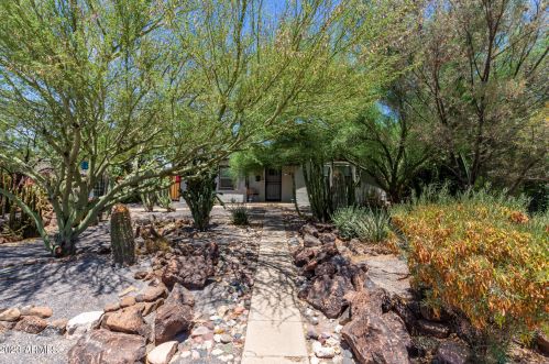 2202 Cambridge Ave, Phoenix AZ  85006-1310 exterior