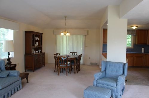 126 Crystal Water Dr, East Bridgewater, MA 02333-2189